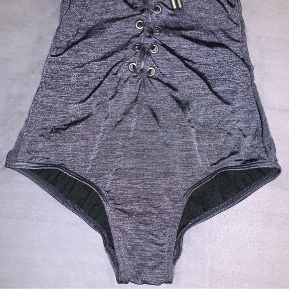 Billabong Lace-up front Low Cut One Piece Swimsuit - Picture 5 of 13